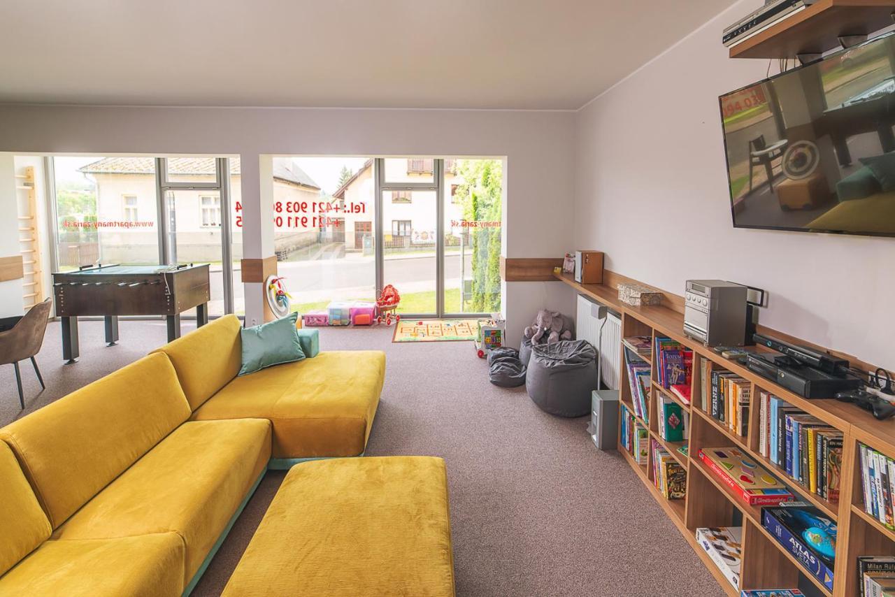Apartmany Zaria Bešeňová エクステリア 写真